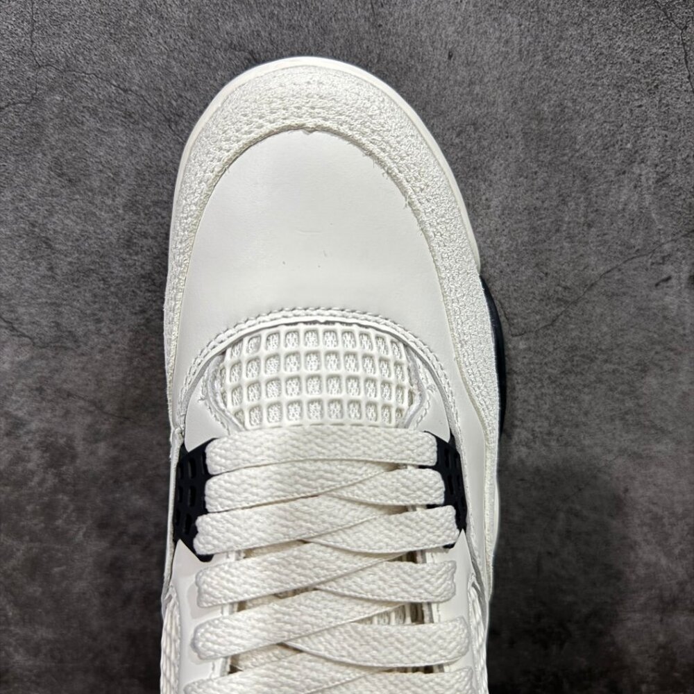 Air Jordan 4 Retro "Flight Club" - Picture 5 of 9